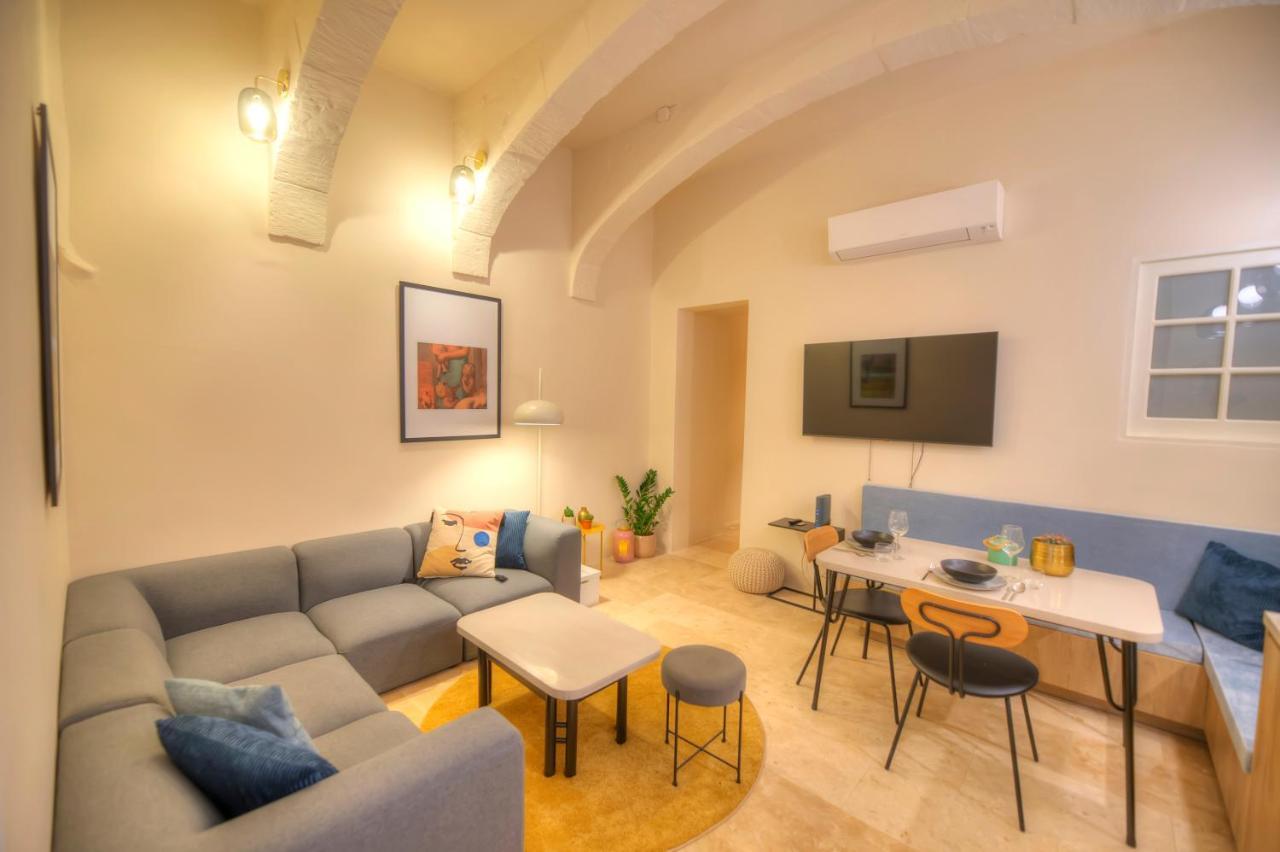 Stylish & Traditional 1 Bedroom Apartment Ddem1-1 Валетта Экстерьер фото